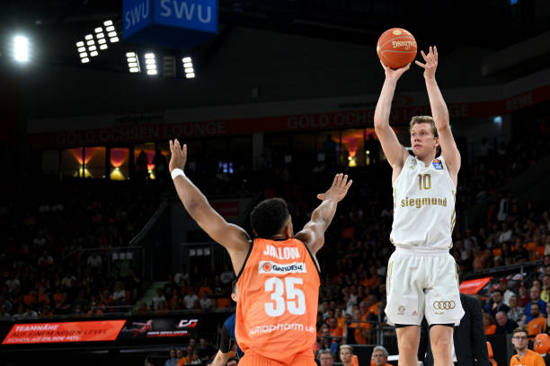 国家队出赛 国家队出赛